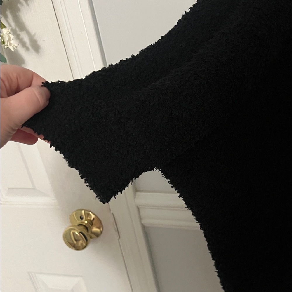 Big Blanket Co Black Fleece Blanket Premiere Plush Wrap - Picture 6 of 10
